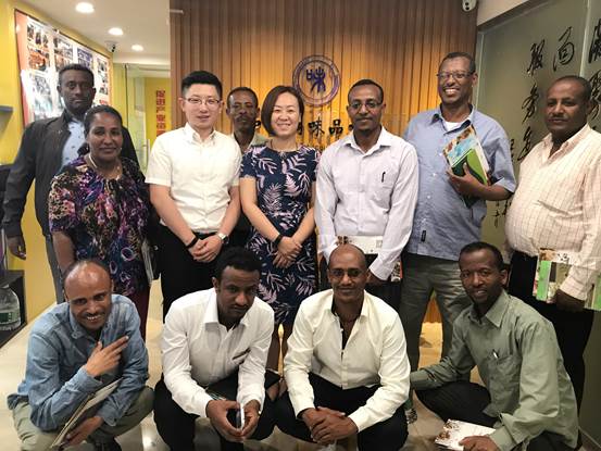 image002.jpg Ag集团