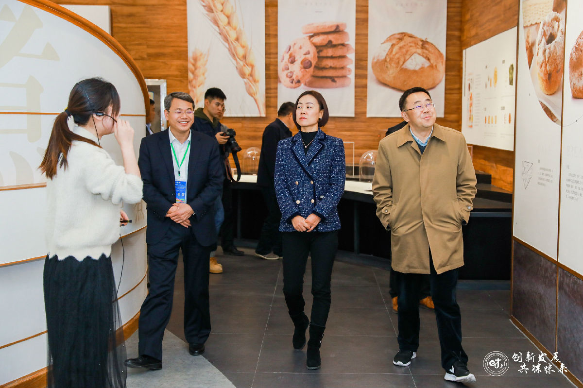 图片2.jpg Ag集团