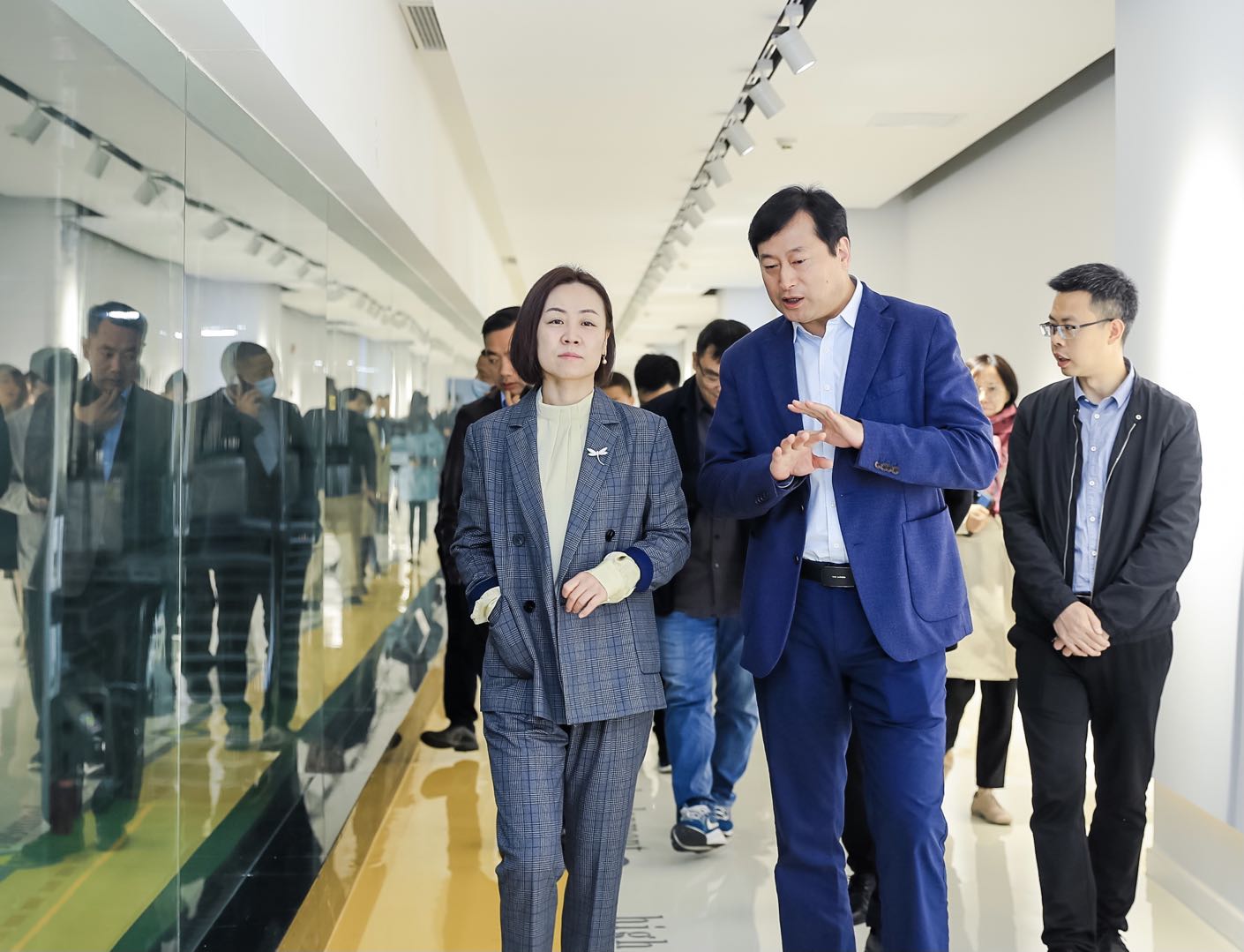 微信图片_20210409225759.jpg Ag集团