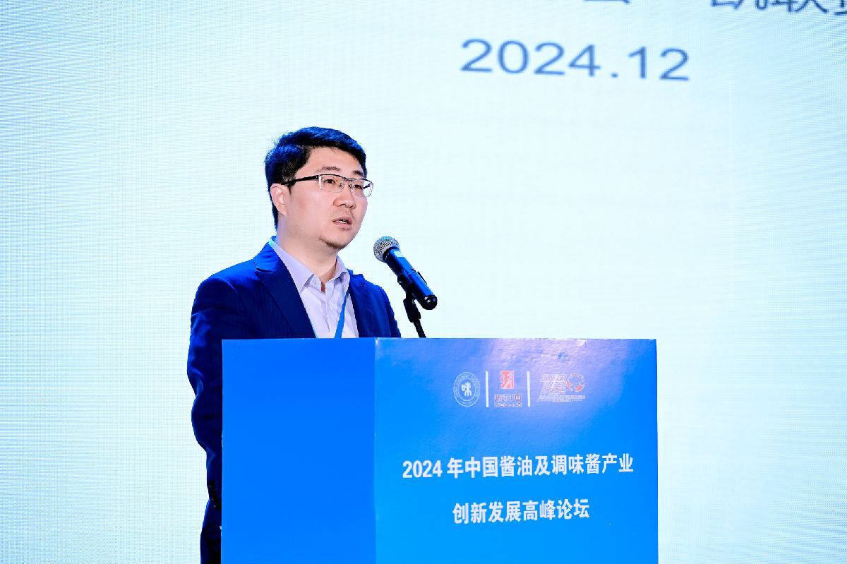 由天宇.jpg Ag集团