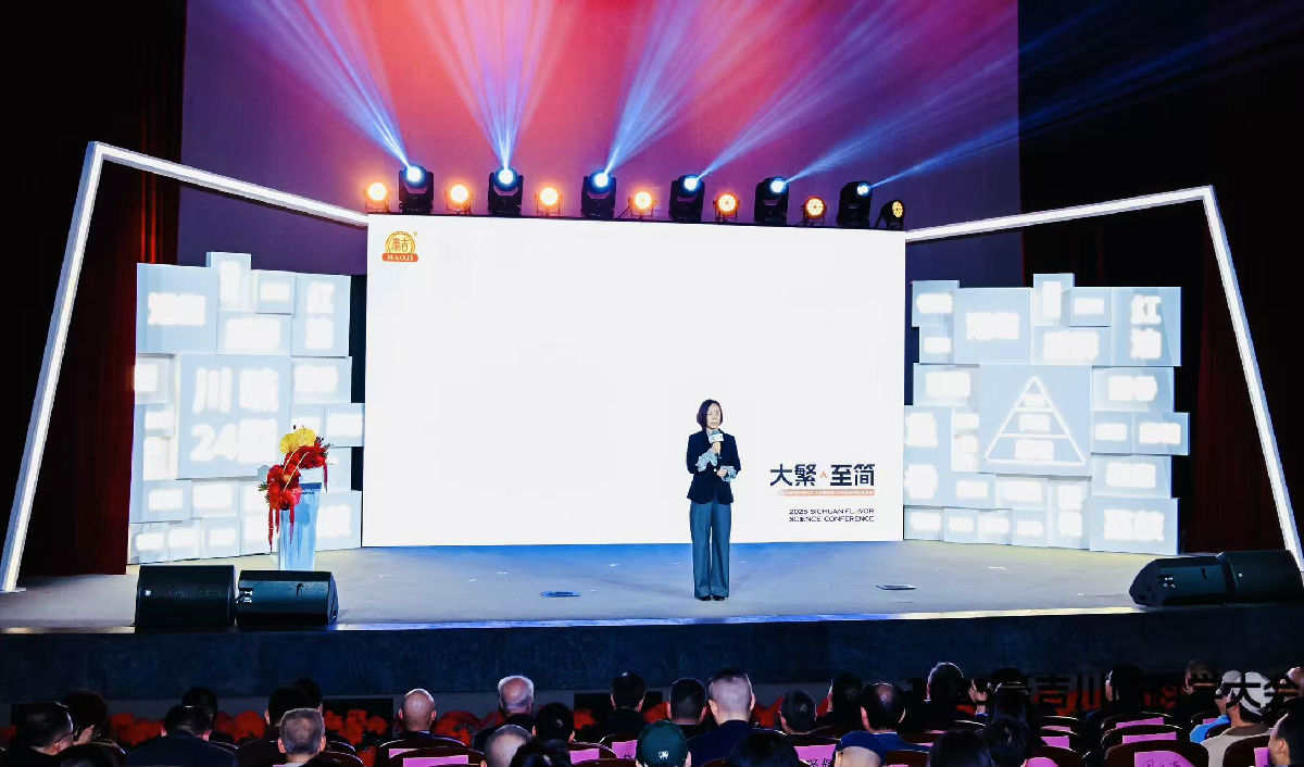 白会长.jpg Ag集团